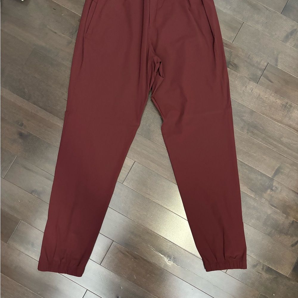 Lululemon surge jogger